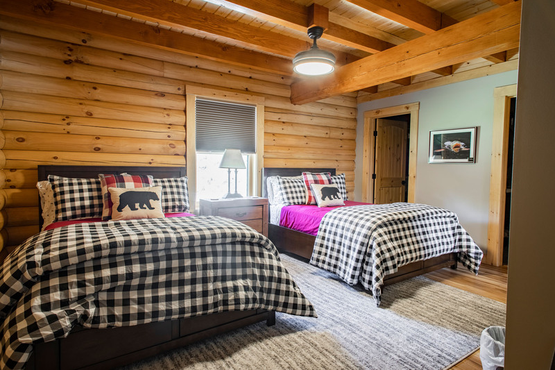 Gilly's Cabin Cranor's White River Lodge Cotter, Arkansas